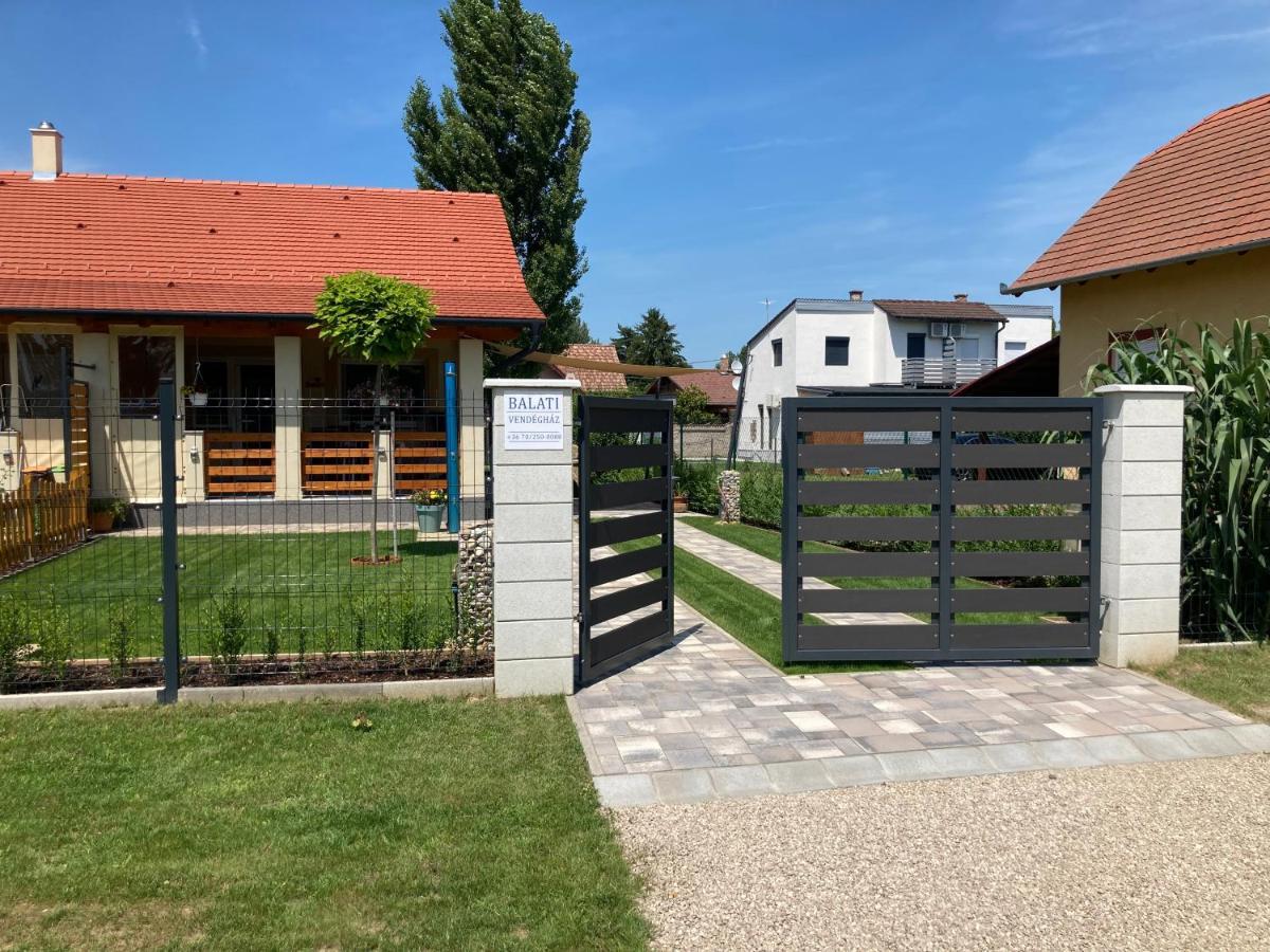 Апартаменты Balati Vendeghaz Балатонмариафюрдё Экстерьер фото