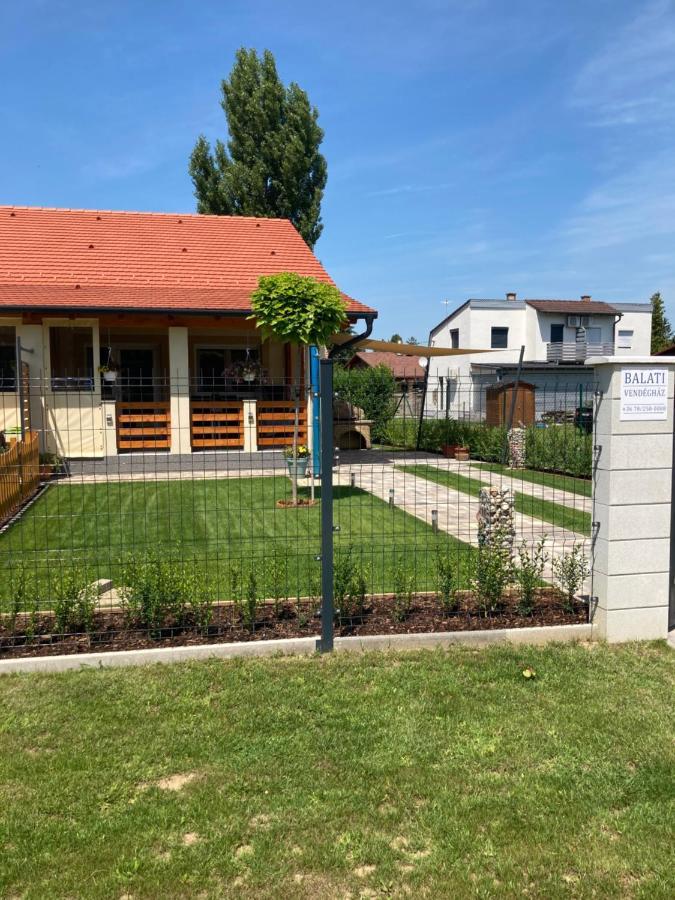 Апартаменты Balati Vendeghaz Балатонмариафюрдё Экстерьер фото